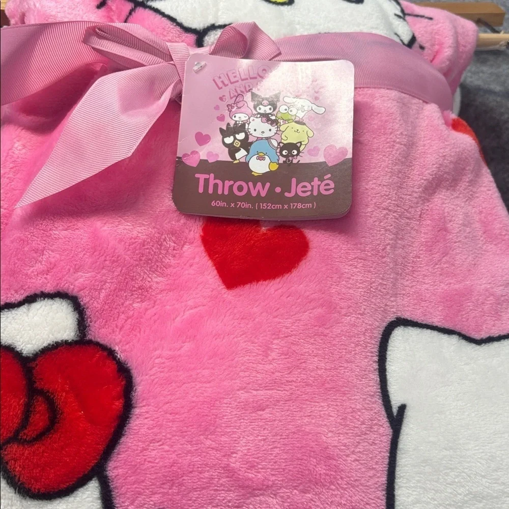 Hello Kitty and friends throw jete’ Pink and White red plush blanket 60x70